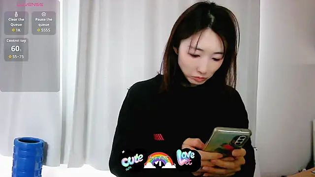 Love me Eri  online show from 01-10-26, 12:23