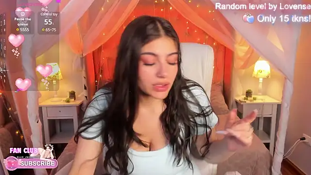 Ellie Jhonson   online show from 03-04-25, 03:15