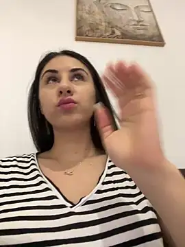 Snapshot of JenniferEdith chatting on 12-08-24, 08:41 JenniferEdith online show from 12-08-24, 08:41