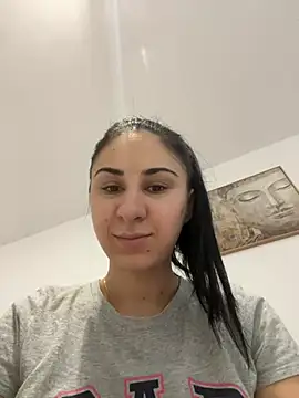 Snapshot of JenniferEdith chatting on 02-07-25, 08:55 JenniferEdith online show from 02-07-25, 08:55