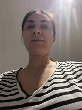 Snapshot of JenniferEdith chatting on 03-01-25, 08:34 JenniferEdith online show from 03-01-25, 08:34