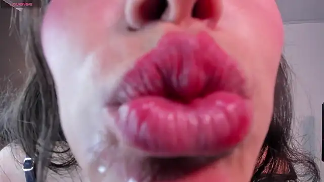 Snapshot of miss_canndy chatting on 12-15-24, 12:07 miss canndy online show from 12-15-24, 12:07