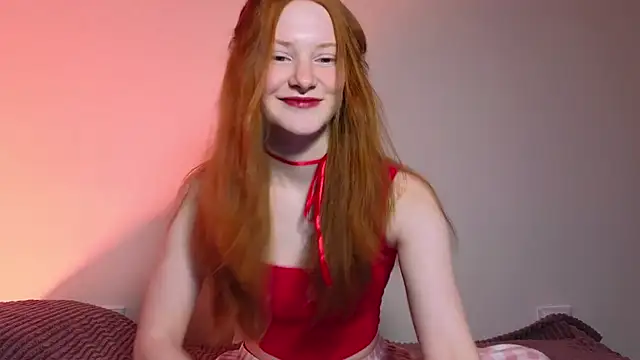 Snapshot of FiaMoor chatting on 01-01-25, 05:11 FiaMoor online show from 01-01-25, 05:11