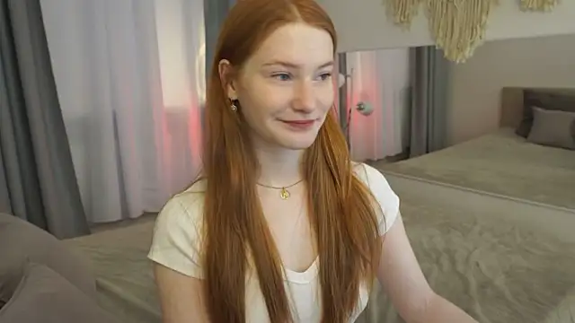 Snapshot of FiaMoor chatting on 12-01-25, 11:59 FiaMoor online show from 12-01-25, 11:59