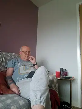 FriendlyDave online show from 02-10-25, 08:20