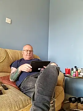 FriendlyDave online show from 03-16-25, 11:49