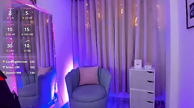 jesica  simpson online show from 12-27-24, 05:42