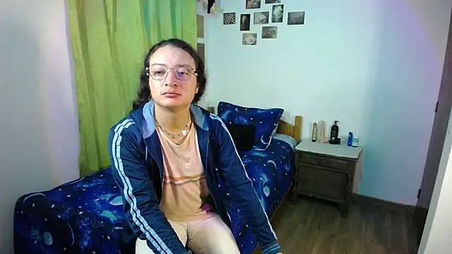 monkeywillwhite online show from 10-25-25, 03:03