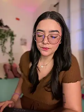 Snapshot of Lia_flowers chatting on 01-13-25, 11:06 Lia flowers online show from 01-13-25, 11:06
