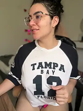 Lia flowers online show from 02-15-26, 07:54