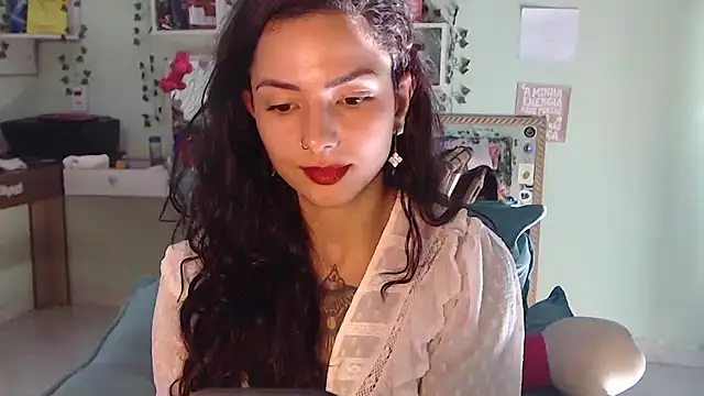 Snapshot of BeellyDance chatting on 04-22-26, 04:41 BeellyDance online show from 04-22-26, 04:41
