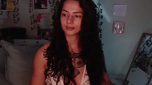 Snapshot of BeellyDance chatting on 04-25-26, 01:41 BeellyDance online show from 04-25-26, 01:41