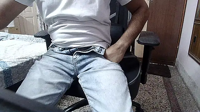 insanefreak69 online show from 02-08-25, 01:22