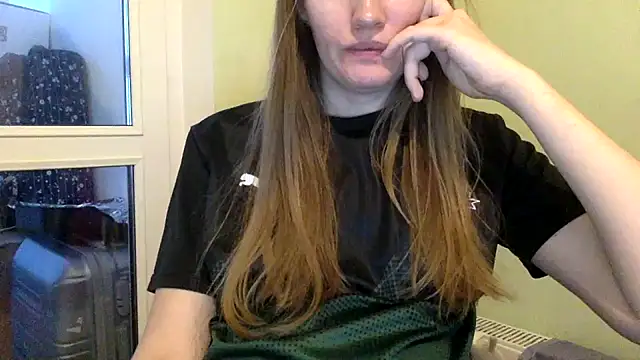 Snapshot of vanessa4you chatting on 01-20-25, 04:43 vanessa4you online show from 01-20-25, 04:43