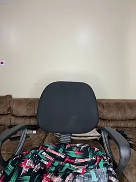 sweetestval online show from 01-28-25, 08:57