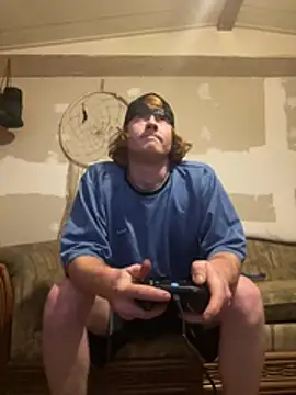 Snapshot of hottestcouplevaa chatting on 03-24-26, 10:20 hottestcouplevaa online show from 03-24-26, 10:20