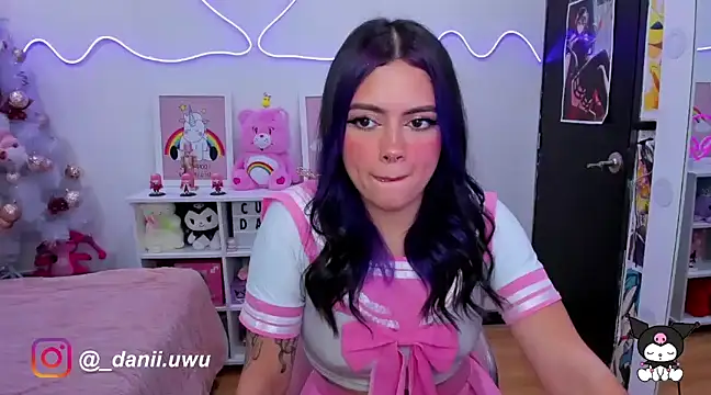 CuteDani  online show from 12-09-24, 01:51