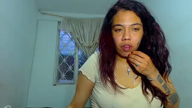 AmaraRoberts420 online show from 01-04-25, 10:13