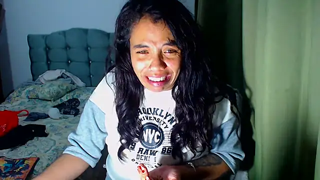 AmaraRoberts420 online show from 02-18-26, 02:07