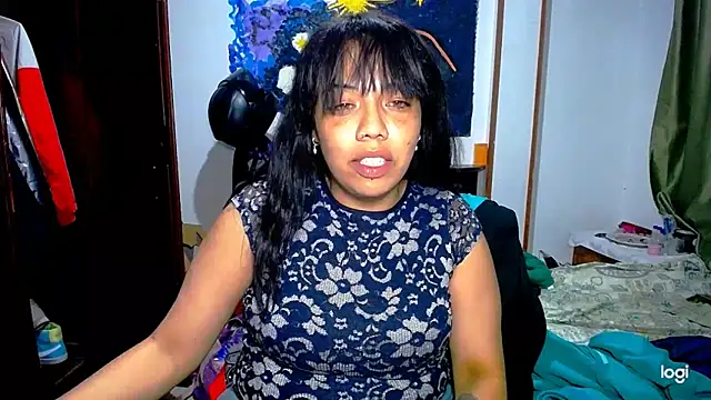 Snapshot of AmaraRoberts420 chatting on 05-19-26, 01:00 AmaraRoberts420 online show from 05-19-26, 01:00