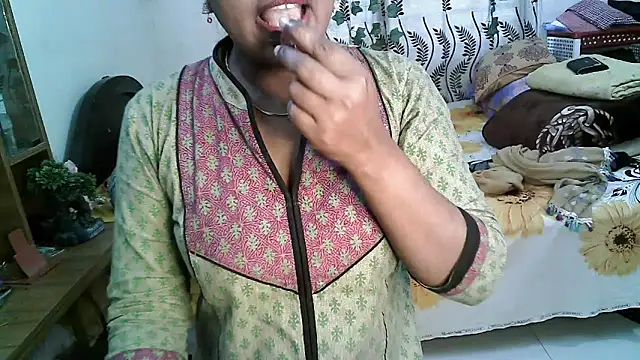 esita 1212 online show from 02-18-25, 10:49