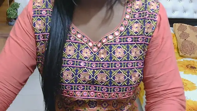 esita 1212 online show from 11-08-25, 01:39