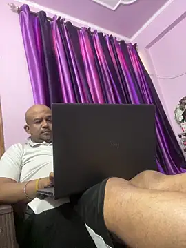 Dick 6inches online show from 10-14-25, 01:39