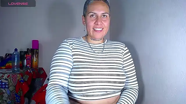 Yessi rousse online show from 12-17-24, 11:49