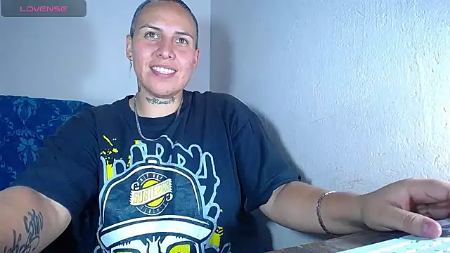 Yessi rousse online show from 01-03-25, 11:44