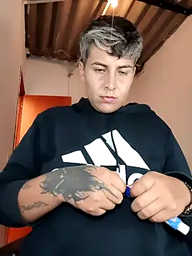 Yessi rousse online show from 04-17-26, 07:17