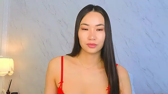 Snapshot of NaomiYuu chatting on 01-23-25, 03:05 NaomiYuu online show from 01-23-25, 03:05