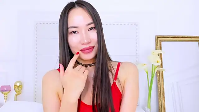 Snapshot of NaomiYuu chatting on 03-22-25, 05:39 NaomiYuu online show from 03-22-25, 05:39
