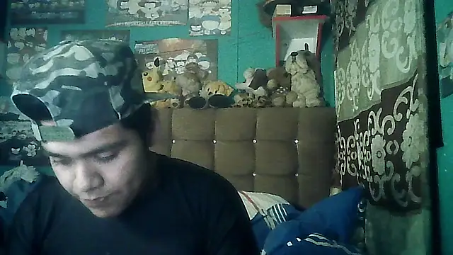 Valesh20 online show from 11-22-25, 02:32