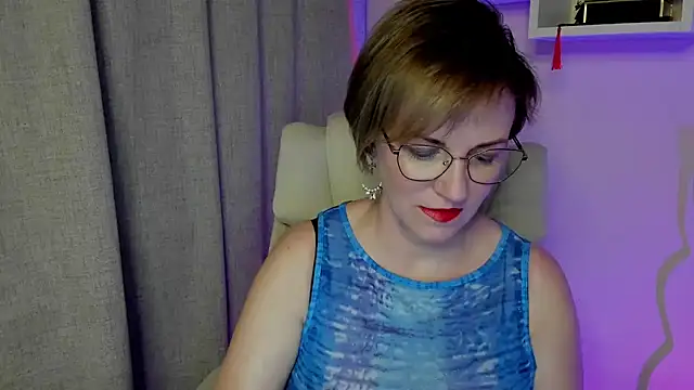 feliziaDesire online show from 06-10-26, 01:10