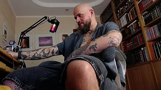 Snapshot of FindomJason chatting on 06-24-26, 11:09 FindomJason online show from 06-24-26, 11:09