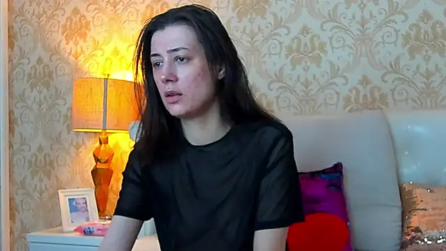 JuliaHunts online show from 01-15-26, 06:18