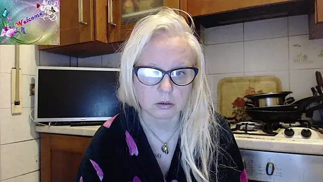 martachatte online show from 10-09-25, 03:04