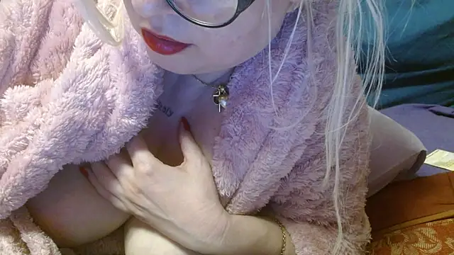 martachatte online show from 05-06-26, 08:36