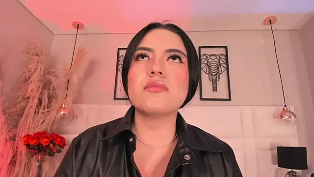 Rebeca jones online show from 10-06-25, 12:24