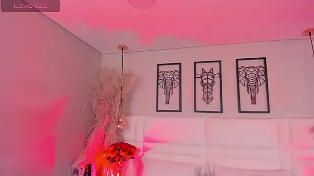 Rebeca jones online show from 11-14-25, 12:26