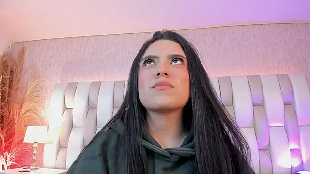 Rebeca jones online show from 02-12-26, 12:22