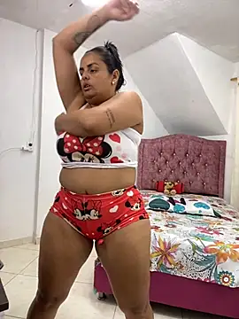 Snapshot of Rossestoner chatting on 12-04-25, 07:33 Rossestoner online show from 12-04-25, 07:33