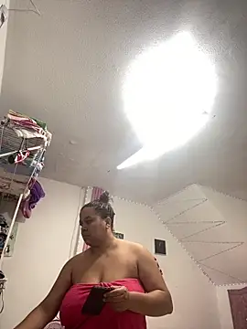 Snapshot of Rossestoner chatting on 02-27-26, 01:16 Rossestoner online show from 02-27-26, 01:16