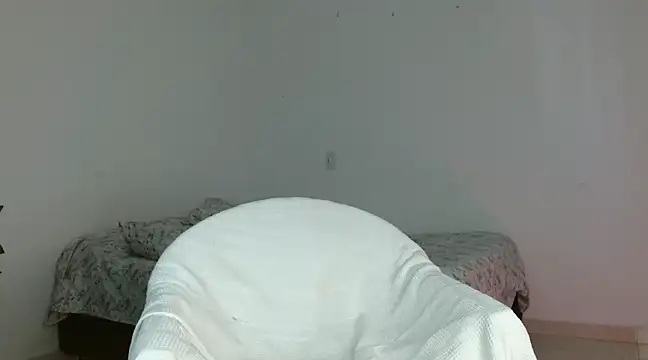 Nayade online show from 03-06-25, 06:16