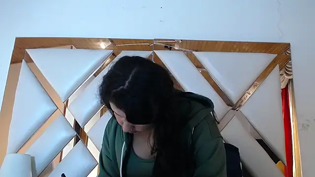 nathaly low1 online show from 04-06-26, 12:50