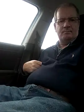 Snapshot of stiffandlubed@xh chatting on 12-06-24, 07:32 stiffandlubedxh online show from 12-06-24, 07:32