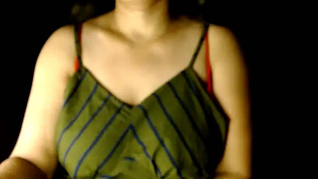 Snapshot of janifer001 chatting on 04-29-26, 01:53 janifer001 online show from 04-29-26, 01:53
