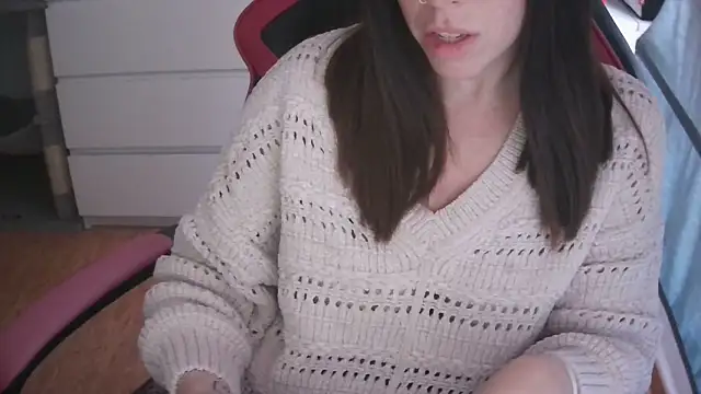 LunaGuerraxx online show from 04-01-26, 01:23