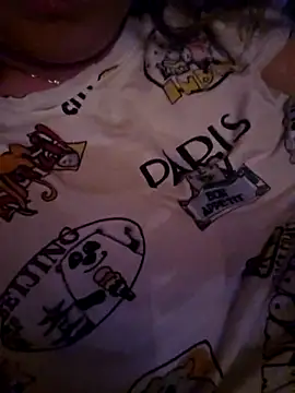 Snapshot of Pitufina_love chatting on 01-08-26, 06:54 Pitufina love online show from 01-08-26, 06:54