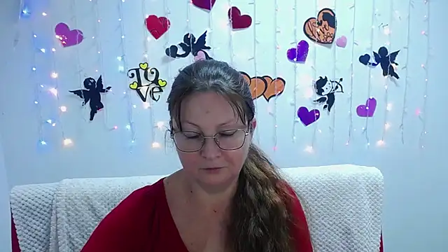 VanessaHotts online show from 01-30-25, 12:06